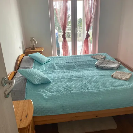 - Povilska Apartment Novi Vinodolski