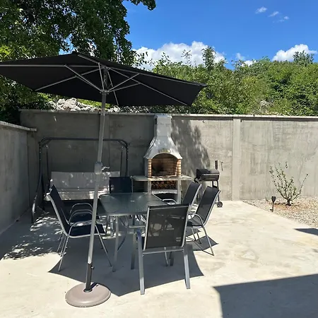 - Povilska Apartment Novi Vinodolski