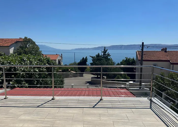 - Povilska Διαμέρισμα Novi Vinodolski
